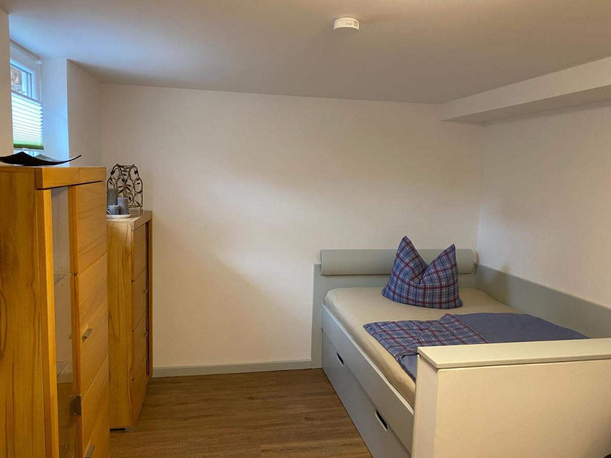 Saale Unstrut Ferienwohnung I Naumburg  Buitenkant foto